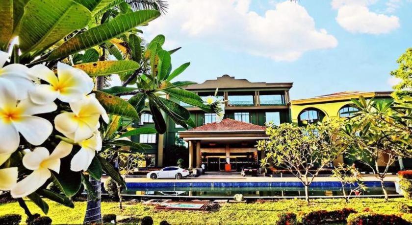 Dork Jumpa Hotel Vientiane Luaran gambar